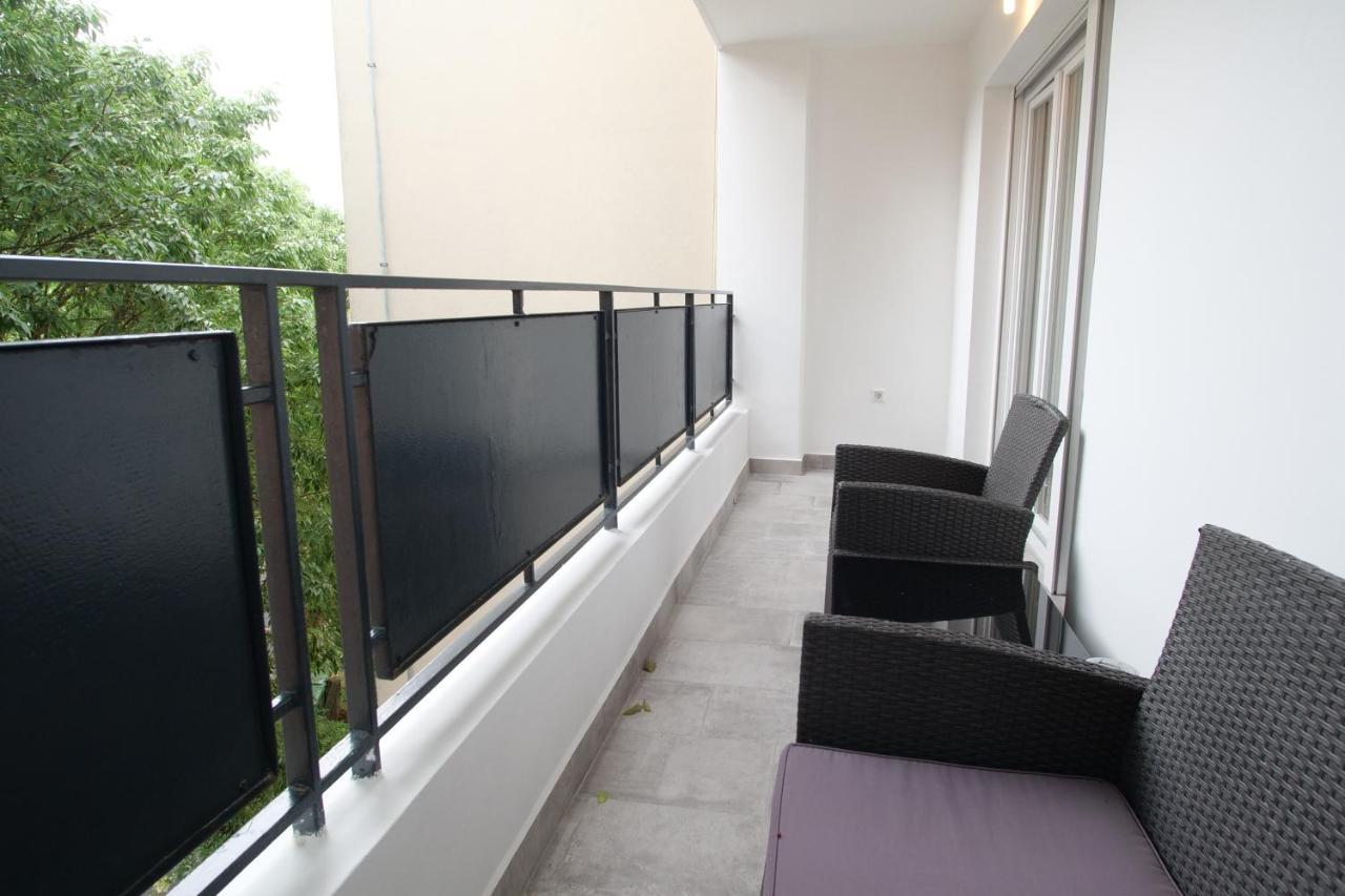 Arena Apartment With 3 Bedrooms In The City Center بولا المظهر الخارجي الصورة